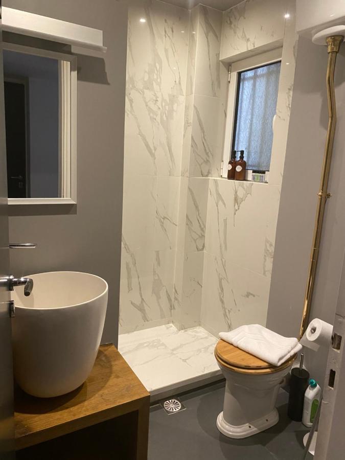 Apartment In Fancy Athenian Neighbourhood Kültér fotó