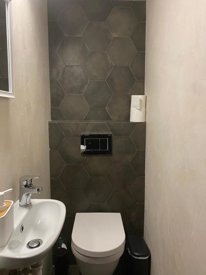 Apartment In Fancy Athenian Neighbourhood Kültér fotó